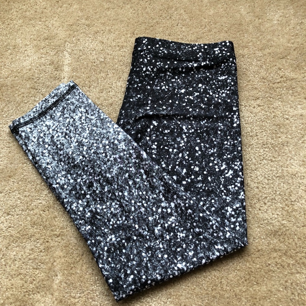 Sequin pattern leggings